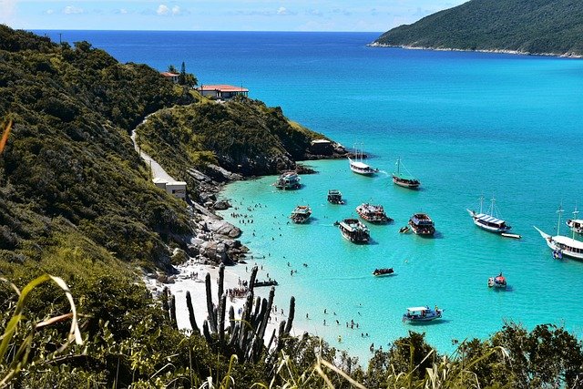 Descubra as 8 Melhores Praias do Brasil!